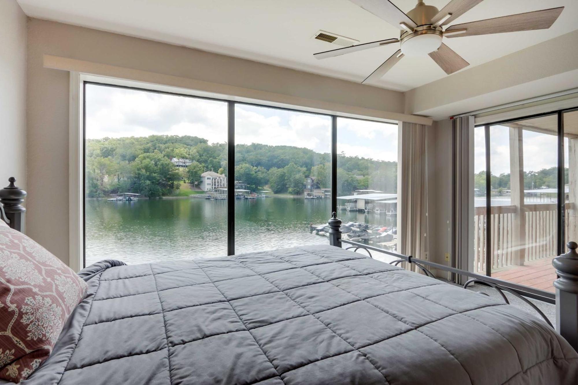 Lakefront Osage Beach Condo With Community Pool Zewnętrze zdjęcie