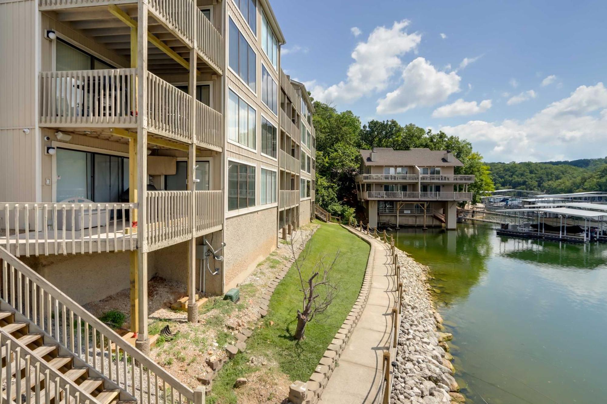 Lakefront Osage Beach Condo With Community Pool Zewnętrze zdjęcie
